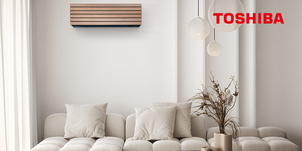 Toshiba Ask_lys stue og lys sofa_1000x500.jpg