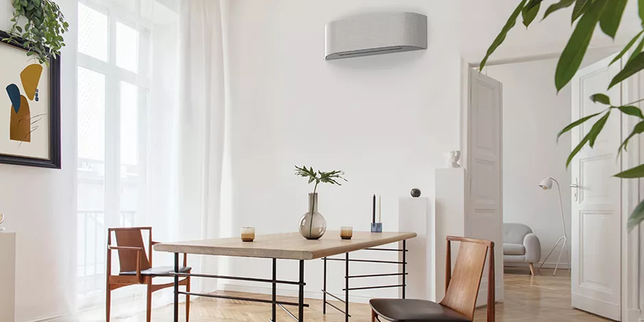 Toshiba-Signatur-i-spisestue-farge-granitt_1000x500.jpg
