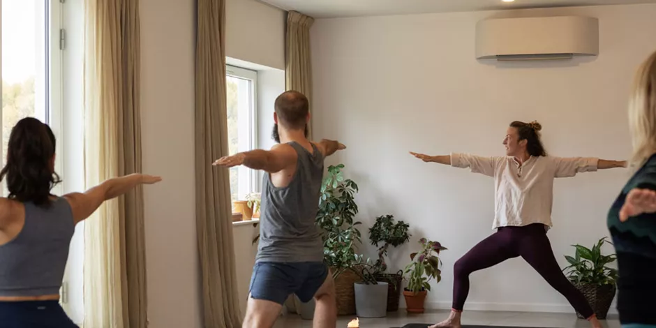 Toshiba-varmepumper_Hatha-yoga_1000x500.jpg