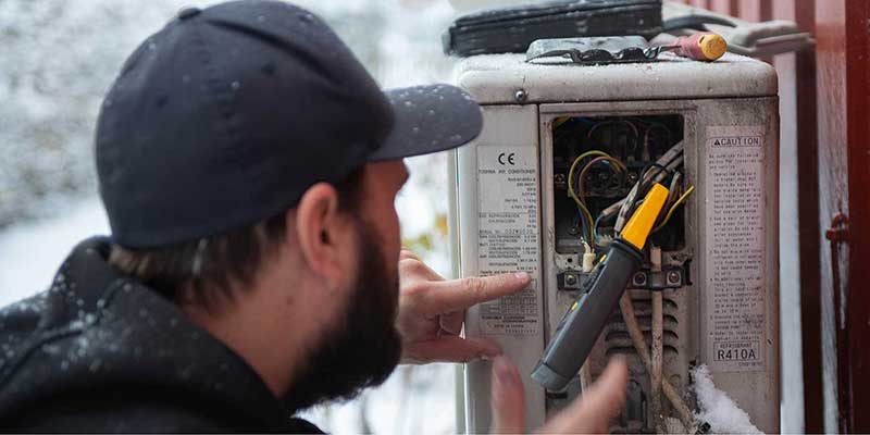 Toshiba-varmepumper_montering_800x400.jpg